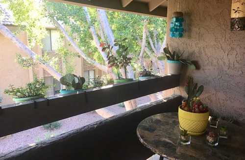 Hacienda Granada Condo | BEAUTIFUL AND UPDATED ARCADIA CONDO w/POOL/SPA/GYM