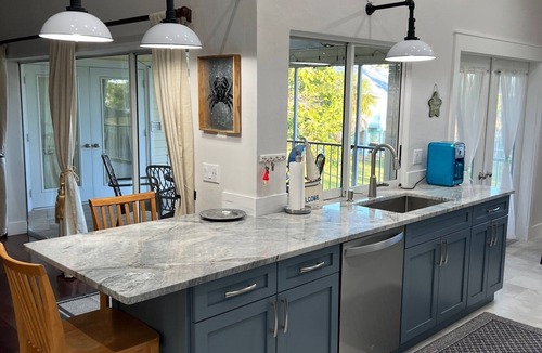 Alden Pines House | Beautiful "Old Florida" Pine Island Golf Course & Marina Home