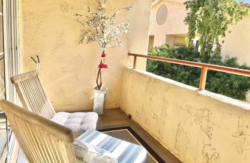 Camelback East Condo | Beautiful & Quiet 2 Bed Condo in Excellent Location!