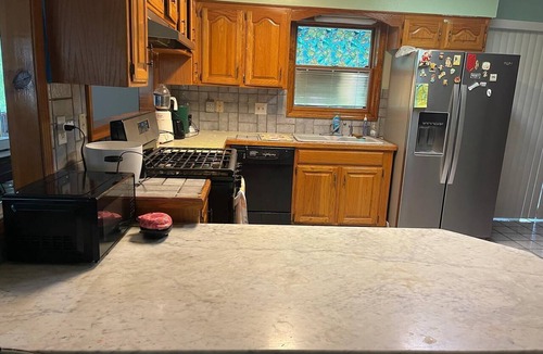 Doling House | Beautiful Resort home @ I-44 Springfield near to Kansas Express way