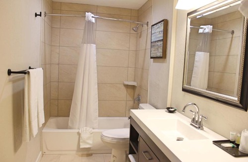 Alamosa Apartment | Bell & Main Studios 107