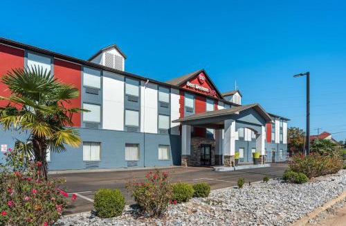 Greater Belhaven Hotel | Best Western Plus Jackson Downtown Coliseum