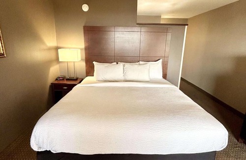 Downtown Hotel | Best Western Plus Kelly Inn