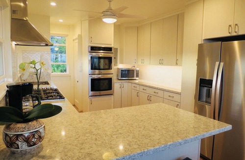 Kaimuki House | BIG ALOHA & AWESOME VIEW AT THIS HAWAIIAN HOME!