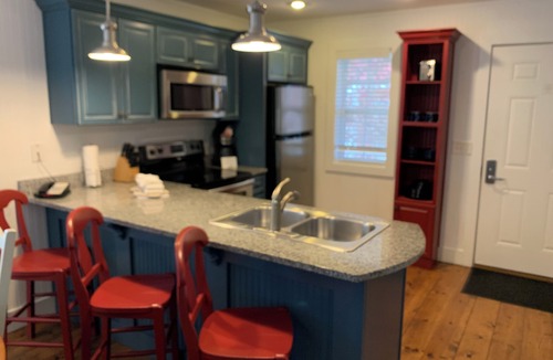 Branson Cottage | BIG FUN! Top Branson Family Vacation Destination! Modern 3BDR Cottage
