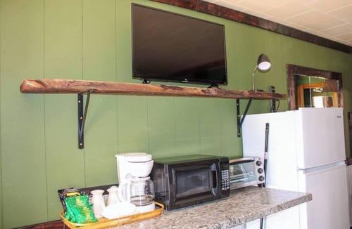 Howard Hotel | Black Bear Lodge 2