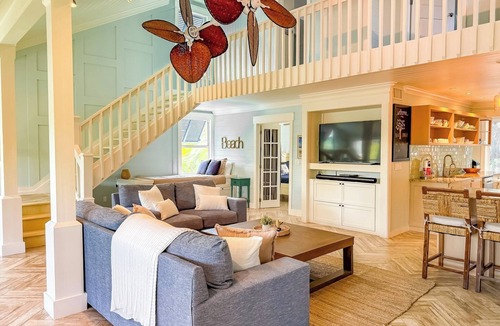 North Captiva House | BLUE MANGO: Tropical Seclusion Steps from the Beach