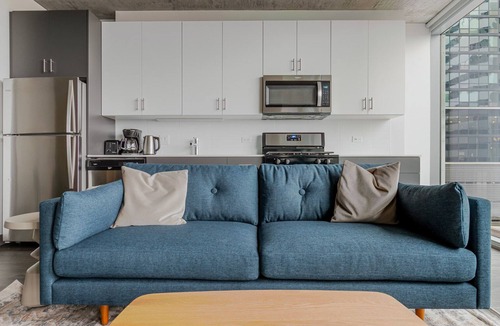 Downtown Chicago Apartment | Blueground | Chicago Loop, rooftop, nr Millennium Park