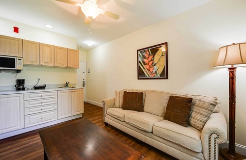 Naples Apartment | Boat, Bird & Bask: Studio 15 Mi to Everglades NP