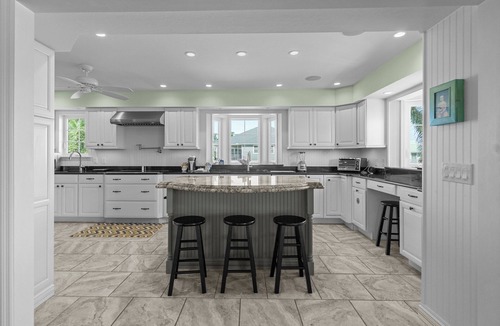 Bokeelia House | Boater's Dream Nestled On a Wide Gulf Access Canal - Bokeelia Breeze