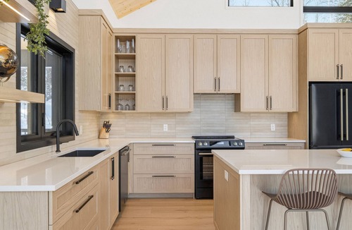 Nominingue Ski Chalet | BOREAL WOLF