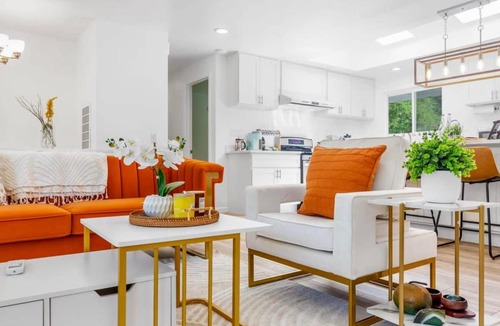 Bothell House | Bothell Family Friendly Modern Home 2 AC I405