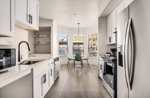 Glendale Sports and Entertainment District Apartment | Boulevard Stays - Glendale Stadium
