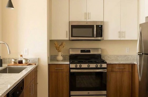 Tempe Apartment | Boulevard Stays Modern Tempe 1BR ASU Pool, Gym 11
