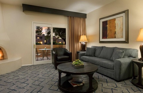 South Scottsdale Resort | Bring the Whole Family to this Desert Hideaway! 3 Modern Units, Pet-Friendly