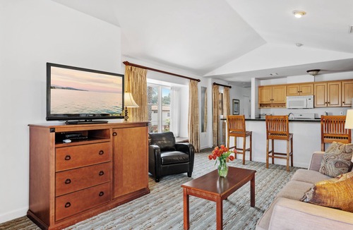 West Beach Hotel | Brisas del Mar, Inn at the Beach