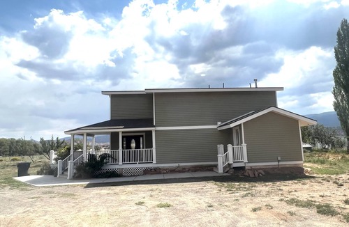 Torrey House | Bucolic views, spacious great room, short walk to center of town!