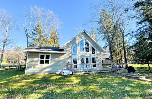Butternut House | Butternut Lake Sunset Cabin