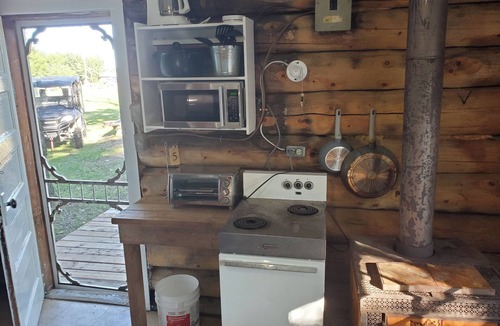 Big River Cabin | Cabin #5 - Rustic Cabin at Delaronde Resort