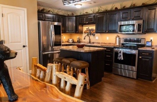 Marshall Cabin | Cabin with 3 private water falls. Close to Buffalo River & Branson