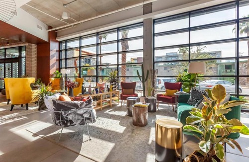 Evans Churchill Hotel | Cambria Downtown Phoenix Convention & Airport Hotel