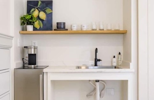 Upper East Apartment | Casa Valerio Unit 6C