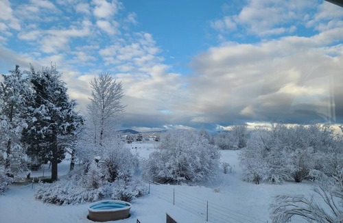 Chiloquin House | Cascade View