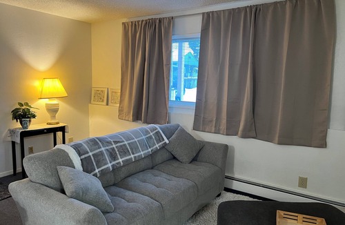 Taku - Campbell Apartment | Charming 2-bedroom apartment in south Anchorage neighborhood