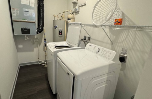 Tuttle West Apartment | Charming 2-bedroom apartment with fitness room, WiFi in brilliant Dublin.