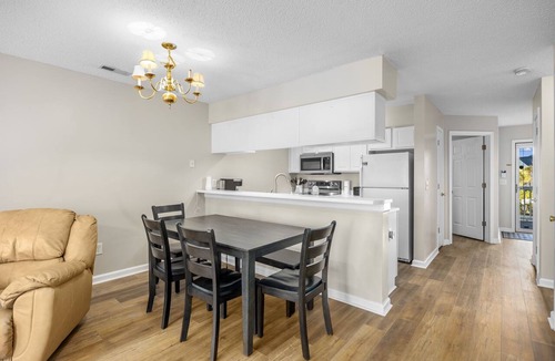Carolina Forest Apartment | Charming 3 BR Condo Close to Coastal University!