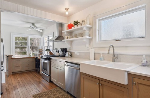 Excelsior Cottage | Charming bead-board Cottage in Historic Excelsior on Lake Minnetonka