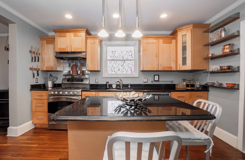 Biddleville House | Charming Craftsman 1/4 mile from Uptown Charlotte and 1 block from trolley.