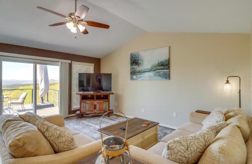 Edgemont House | Charming Edgemont Home w/Deck & Lake Views!