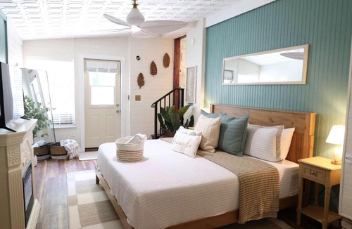 St. Augustine House | Charming Historic Cottage Downtown St Augustine