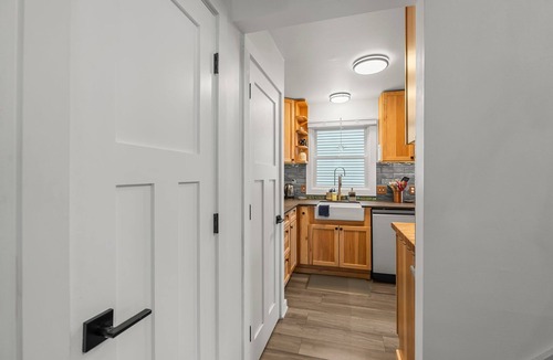 Bottineau House | Charming NE Arts District Home