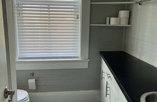 Harleston Village Apartment | Charming Studio on in Heart of Downtown
