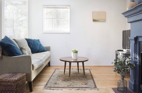Canfield Apartment | Charming Studio
