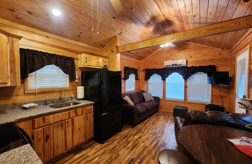 Christopher Creek Cabin | Christopher Creek Cabins - Cabin 4