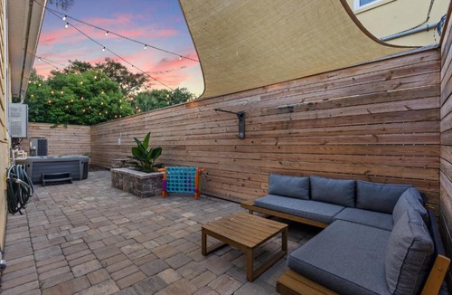 Downtown Historic District House | Citrus Hideaway - Steps to City Center