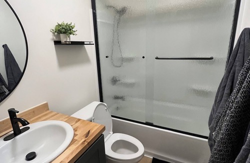 Thatcher Apartment | Clean, Private Studio Apartment in a Great Location near EAC