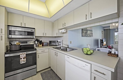 Marco Island Condo | Coastal Style Condo | Pool, Spa & Steps to Beach