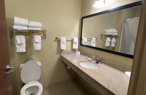 Broken Bow Hotel | Cobblestone Hotel & Suites – Broken Bow