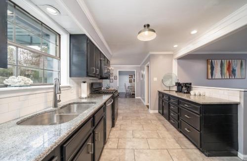 Rock Creek House | Colleens Corner Captivating 4bed 2.5 bath in Charming Neighborhood