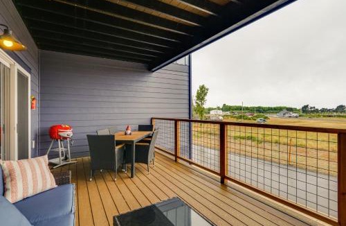 Hammond House | Columbia River Views: Spacious Hammond Getaway!