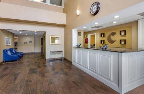 Red Hill Hotel | Comfort Suites At the University