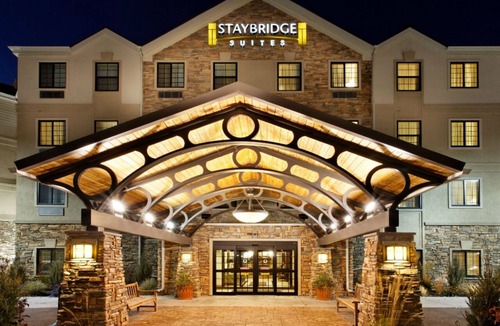 Rochester Condo | Comfortable 1 Bedroom Suite Close to Mayo Clinic! Free Breakfast