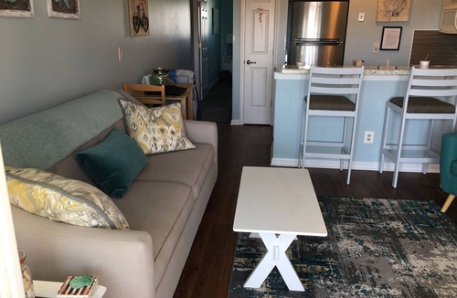 North Carolina Coast Condo | Comfy, Peaceful North End Condo With Ocean View, Pool & Private Deck