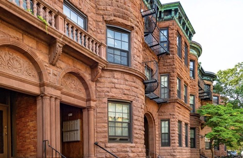 Prudential - St. Botolph Apartment | Compact Back Bay Studio