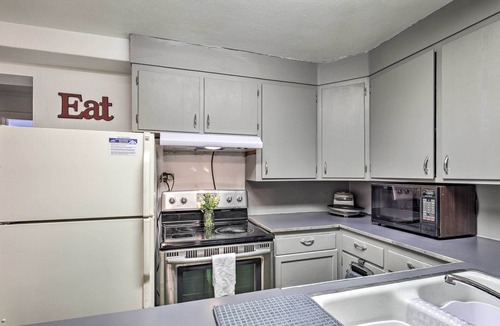Tomahawk Apartment | Convenient Tomahawk Apt - Snowmobile & Ski!