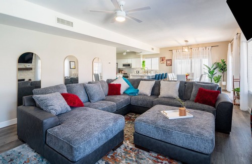 Garden Lakes House | Copper House 5BR | Pool/Spa Near Westgate